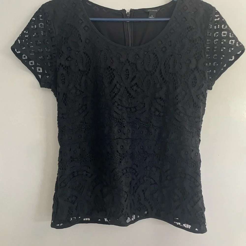 Ann Taylor Black Lace Detail Top in size medium - Picture 1 of 10